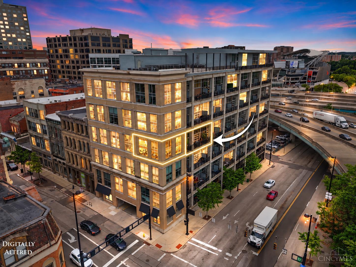 353 W Fourth Street Unit: 401