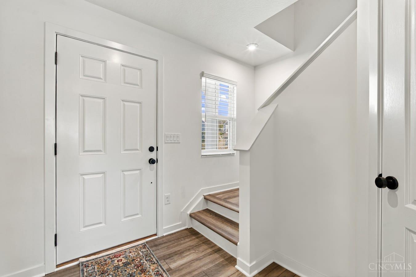 3325 Sunbeam Place