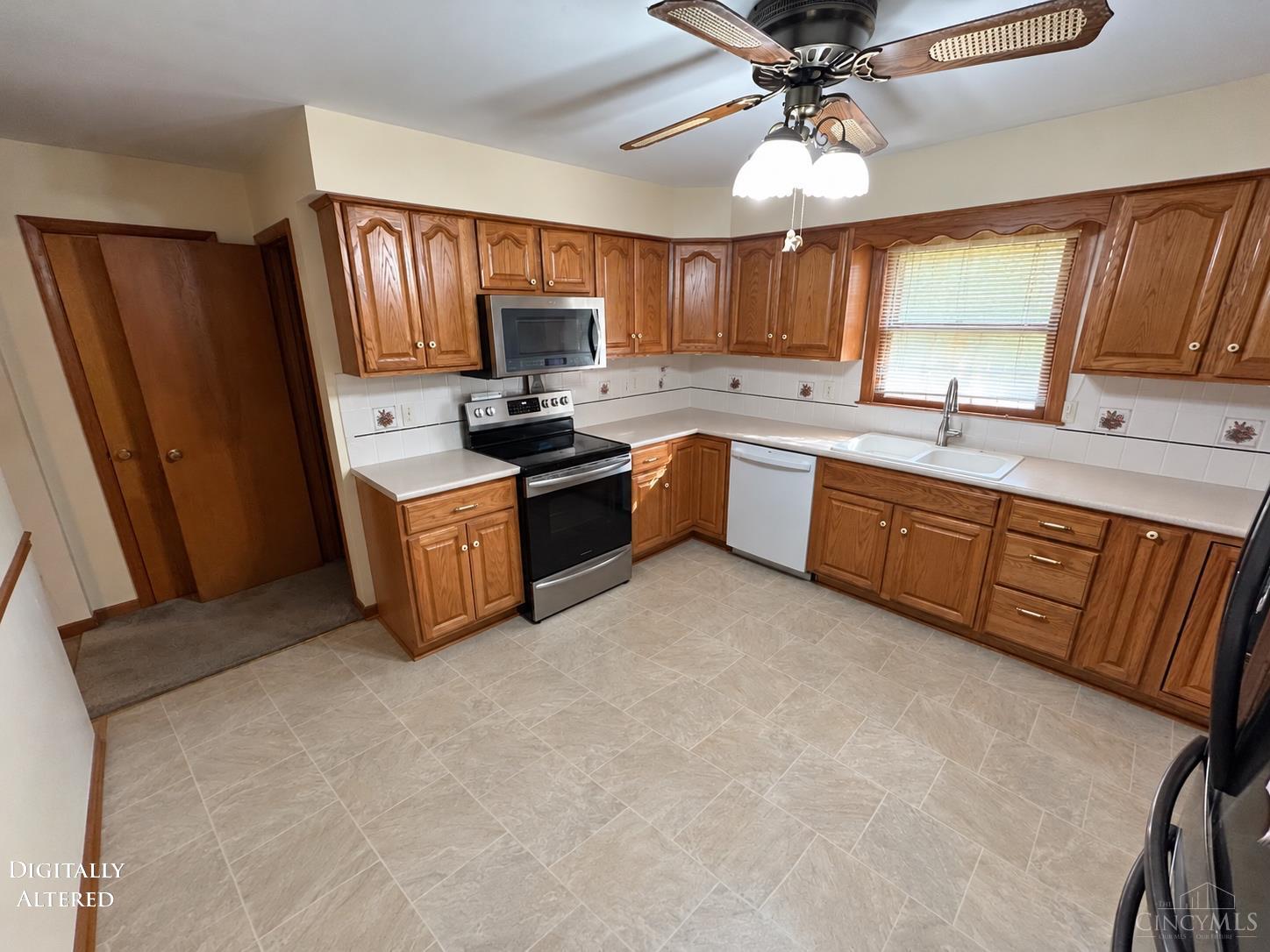 236 W Taylor School Road