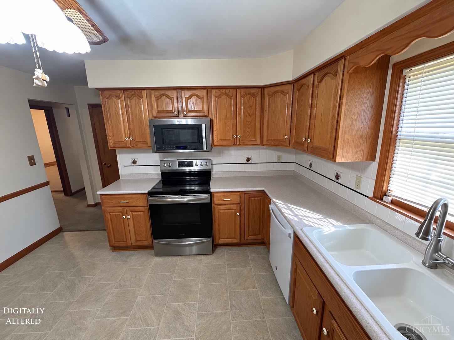 236 W Taylor School Road