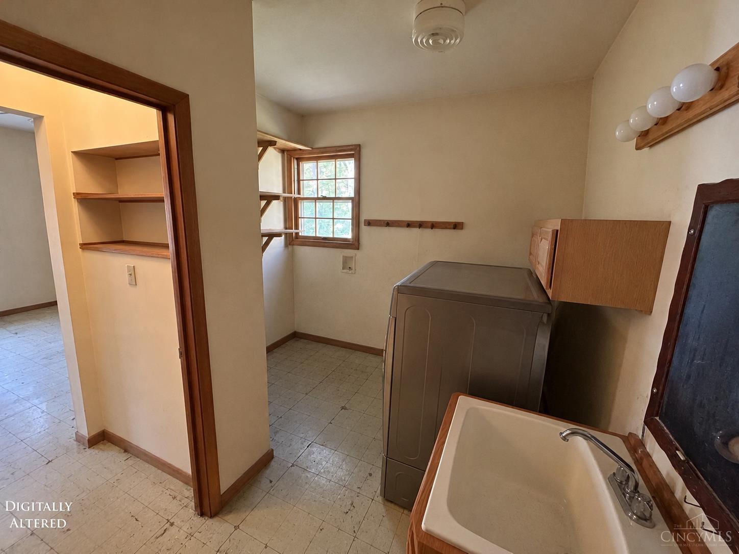 236 W Taylor School Road