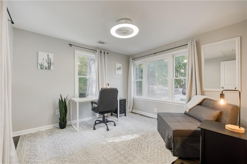 1736 Dickerson Drive SE