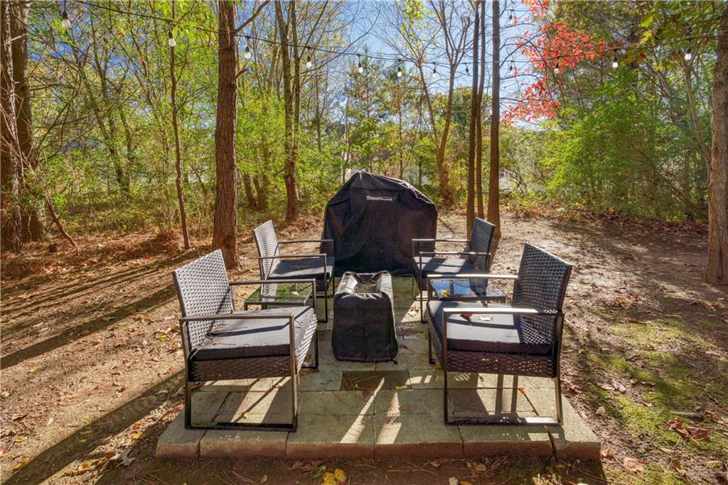 1736 Dickerson Drive SE