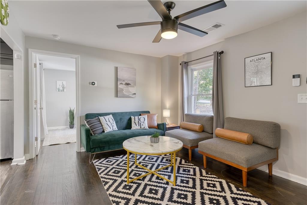 1736 Dickerson Drive SE