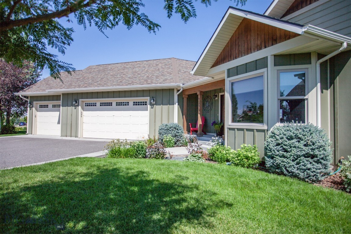 2190 Andalusian Avenue