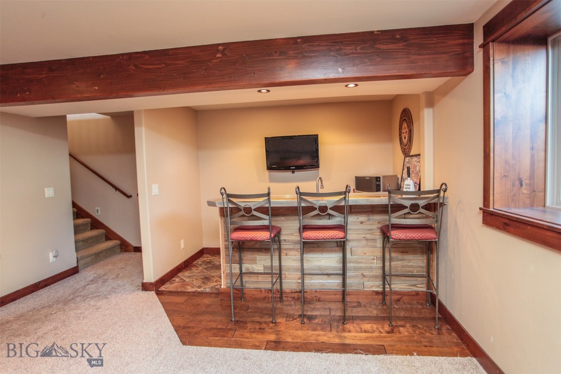 2190 Andalusian Avenue