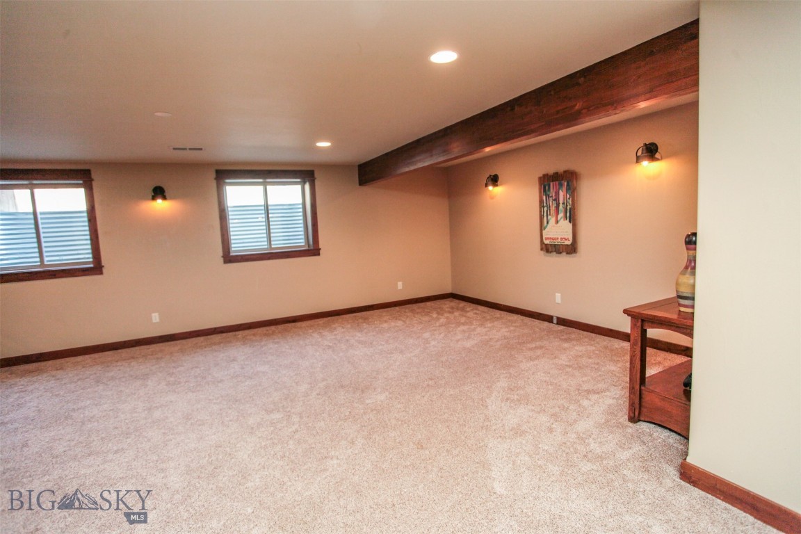 2190 Andalusian Avenue