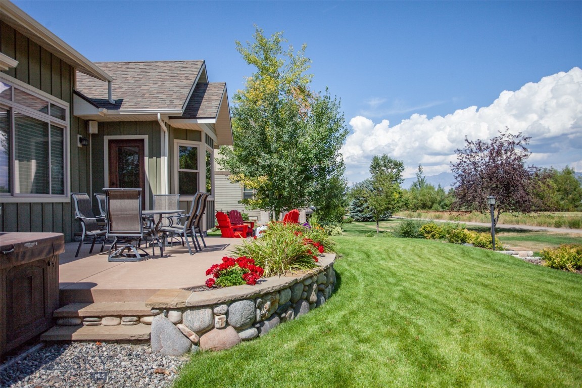 2190 Andalusian Avenue