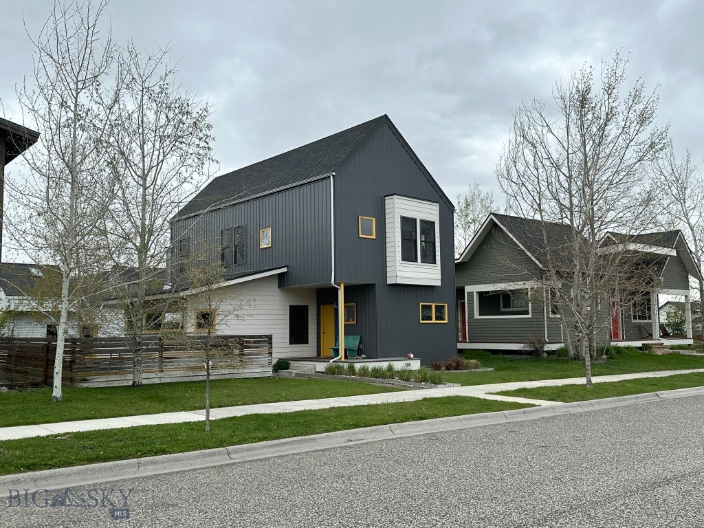 3141 Foxtail Street