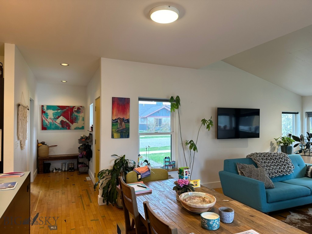 3141 Foxtail Street