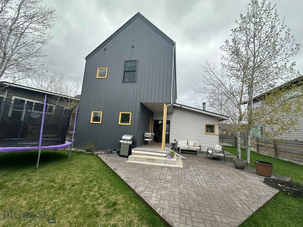 3141 Foxtail Street