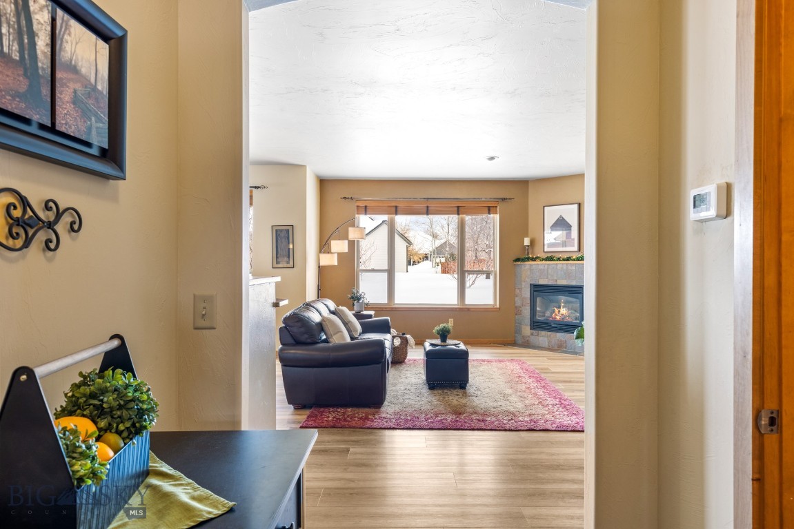 65 W Clara Court