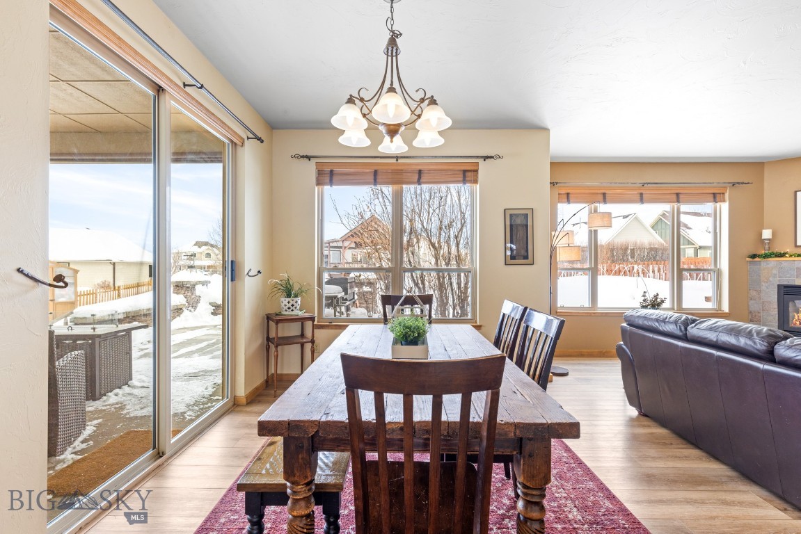 65 W Clara Court