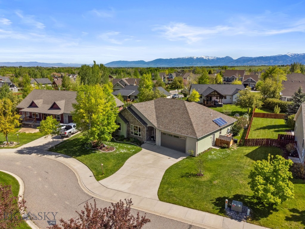 65 W Clara Court