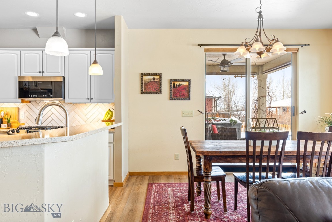 65 W Clara Court