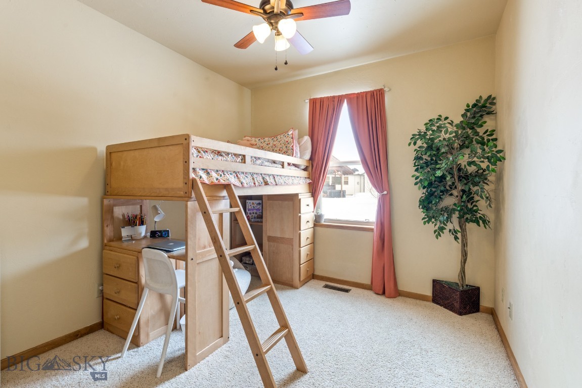65 W Clara Court