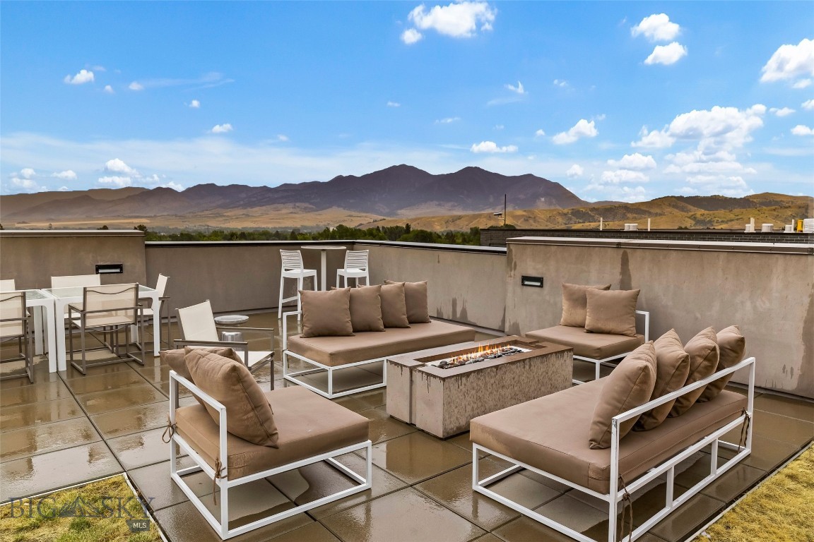 5 W Mendenhall 415