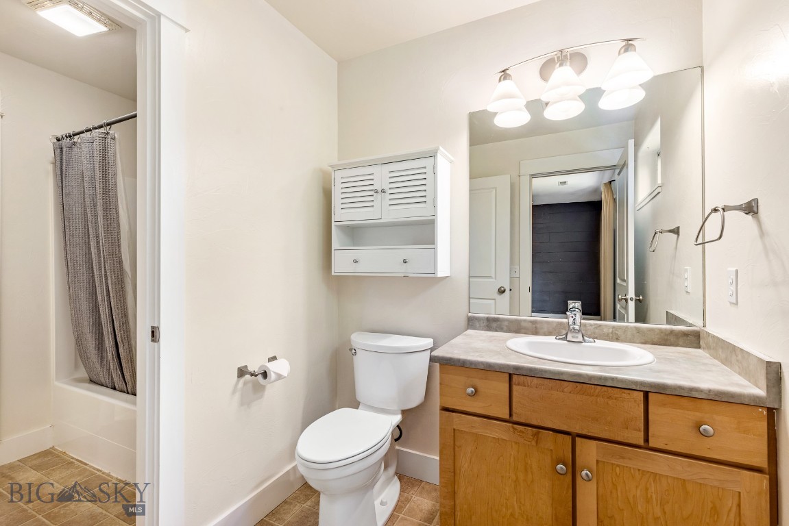 2221 Buckrake Avenue