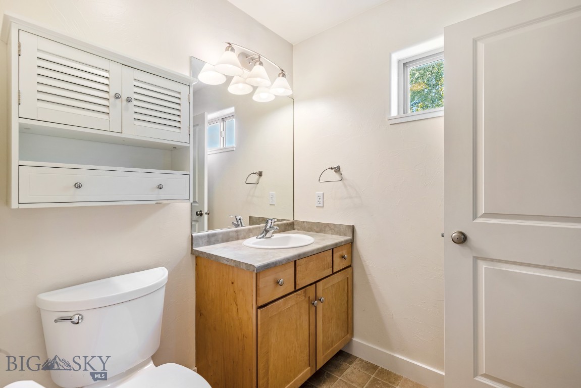 2221 Buckrake Avenue