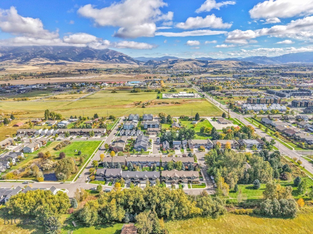 2221 Buckrake Avenue