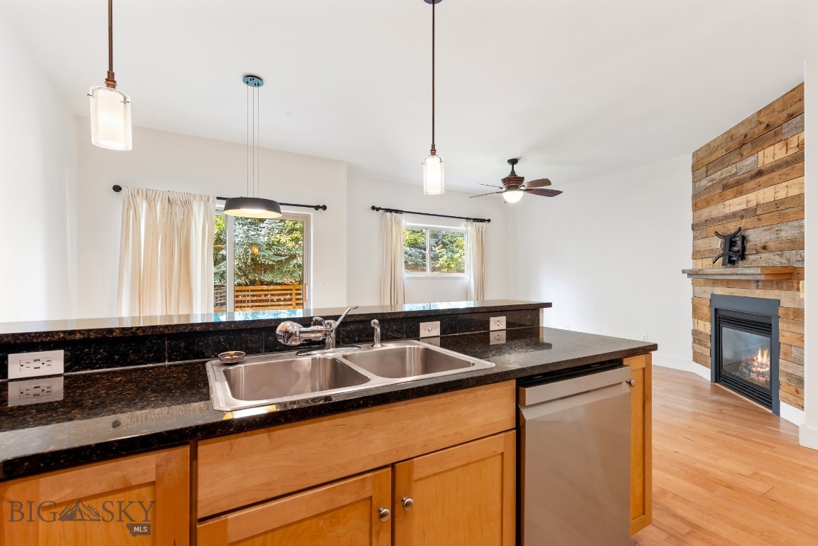 2221 Buckrake Avenue