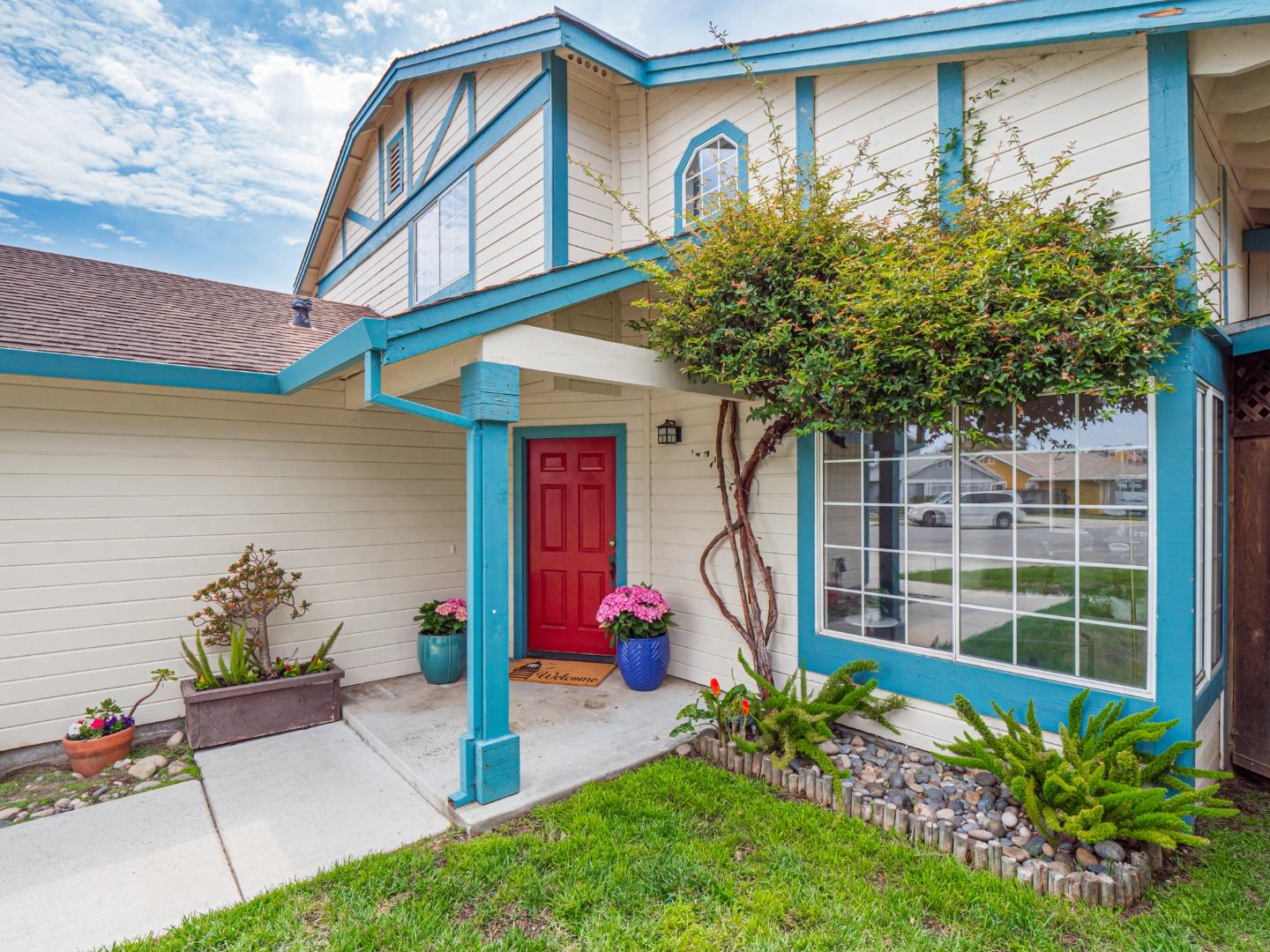 2205 Lagoon CT