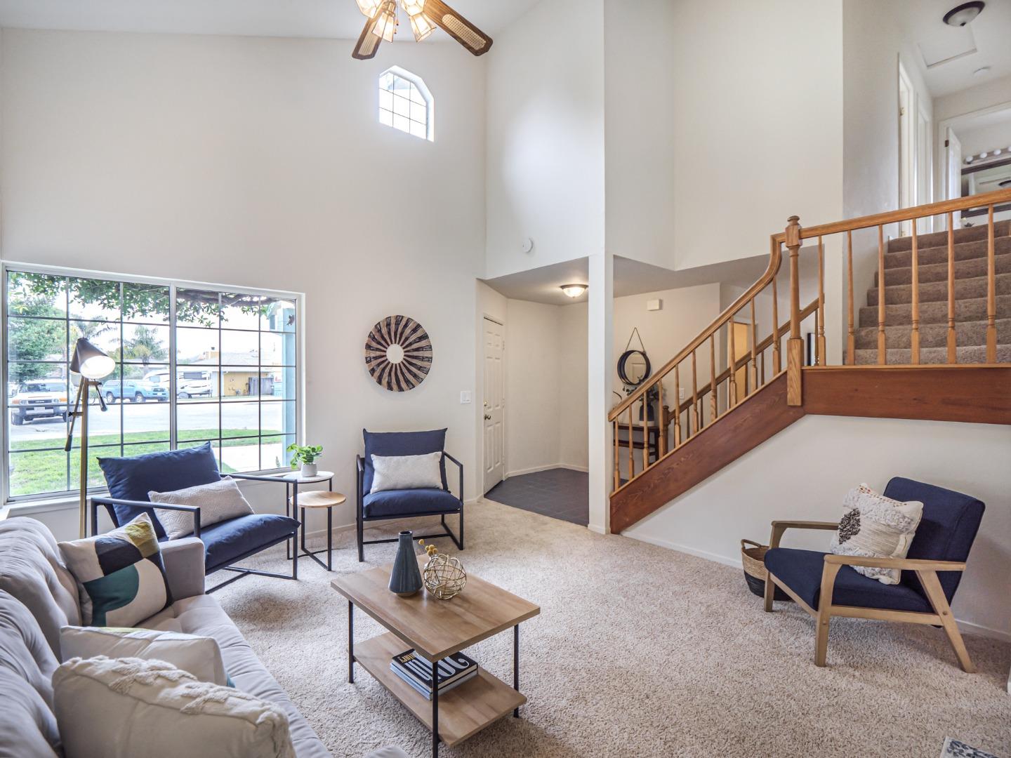 2205 Lagoon CT