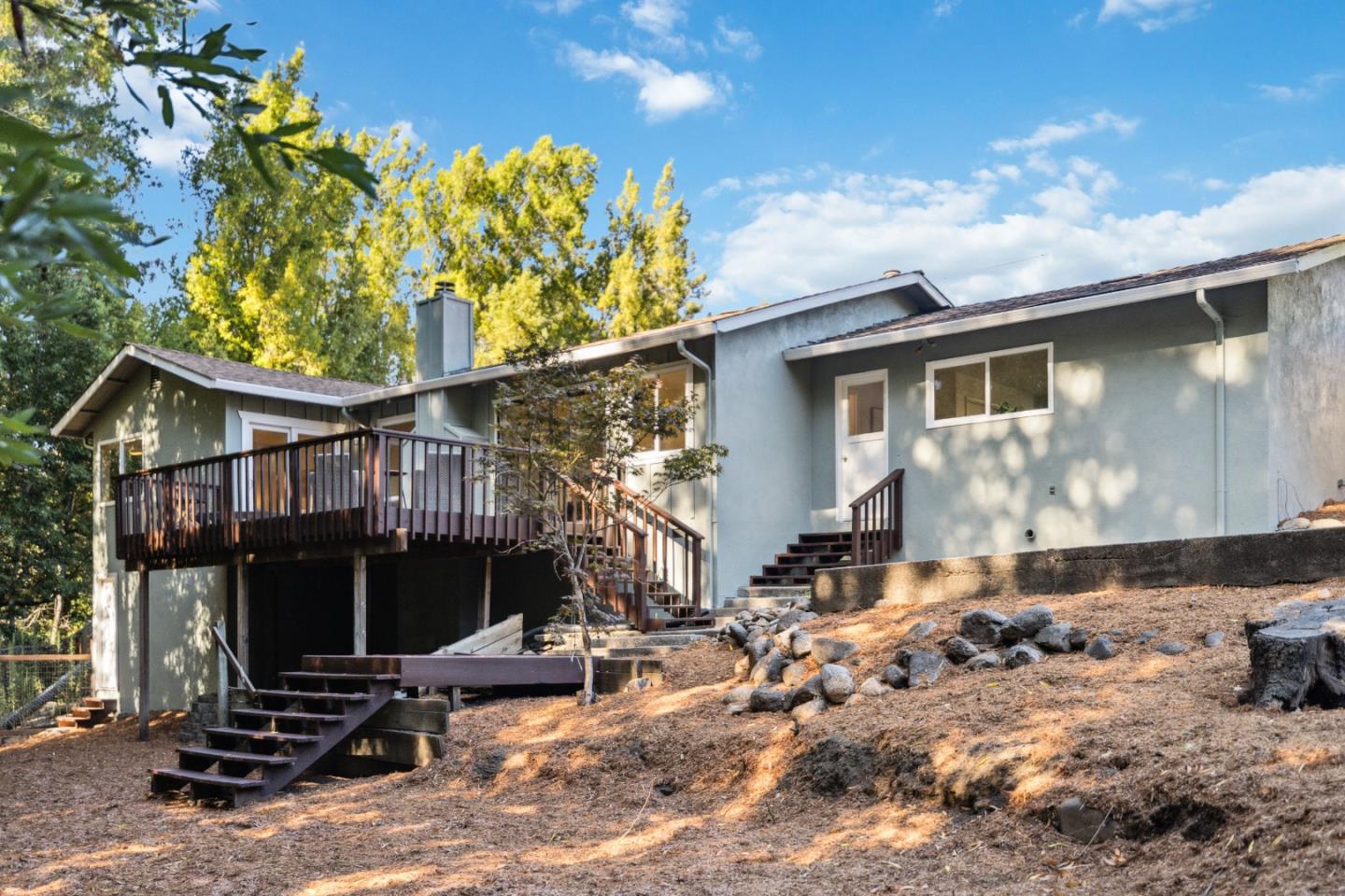 271 Clearview PL