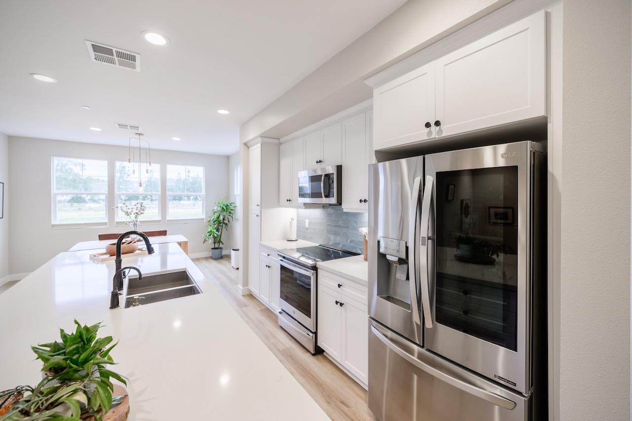 349 Skyforest WAY