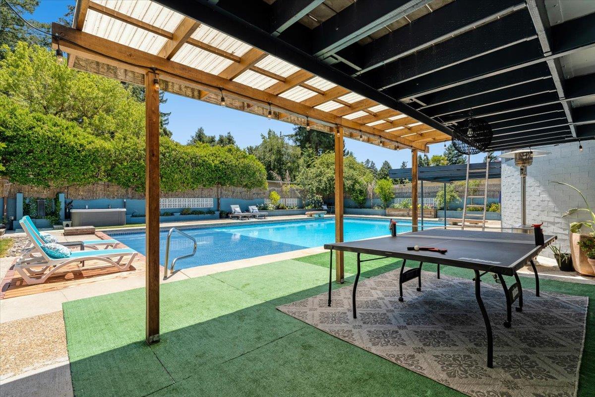 368 Green Valley Road
