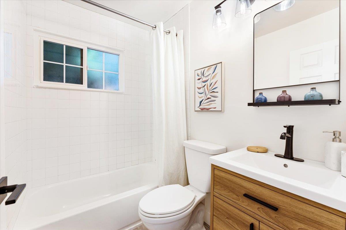 8525 Glen Arbor Road