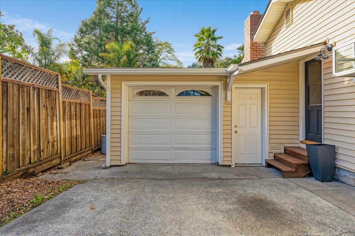 8525 Glen Arbor Road