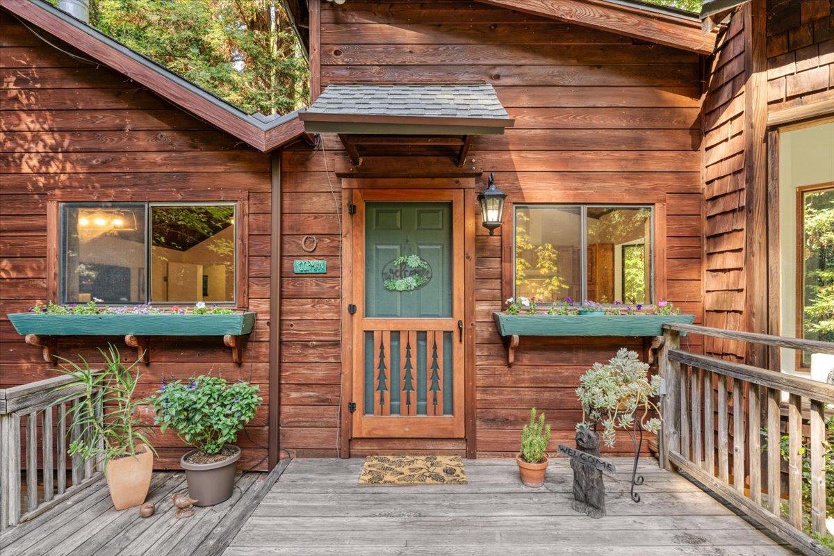 880 Sunrise Ridge