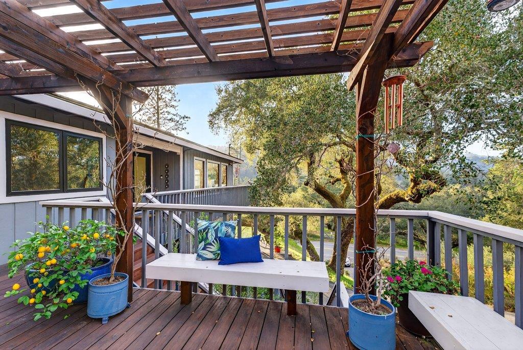 2203 Quail Hollow Road