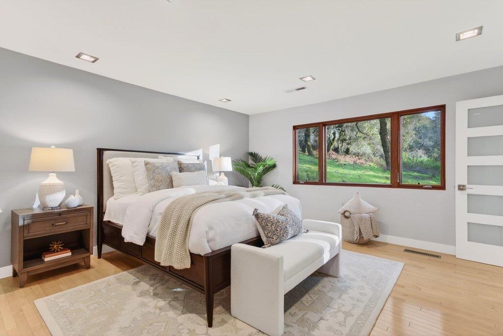 2203 Quail Hollow Road