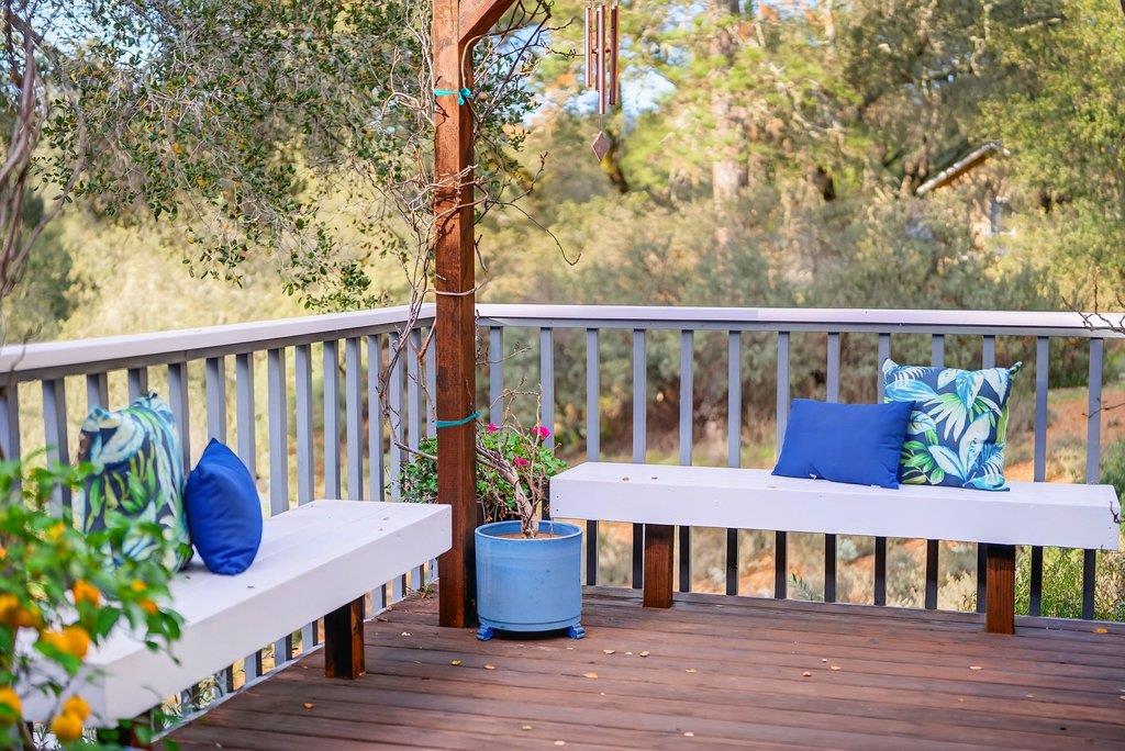 2203 Quail Hollow Road