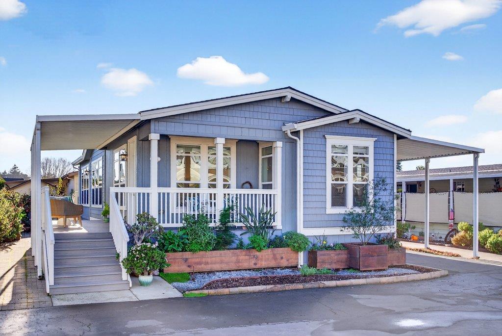 83 Leawood Street Unit: 83