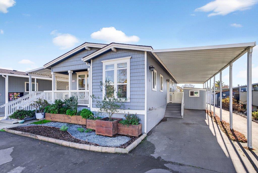 83 Leawood Street Unit: 83