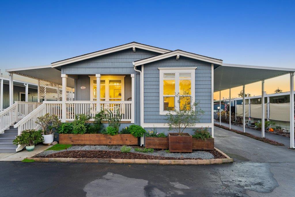 83 Leawood Street Unit: 83