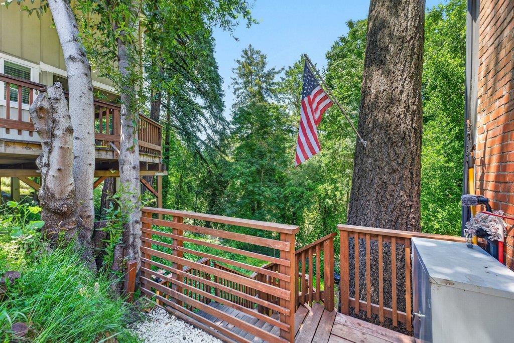 125 Shadowbrook Road