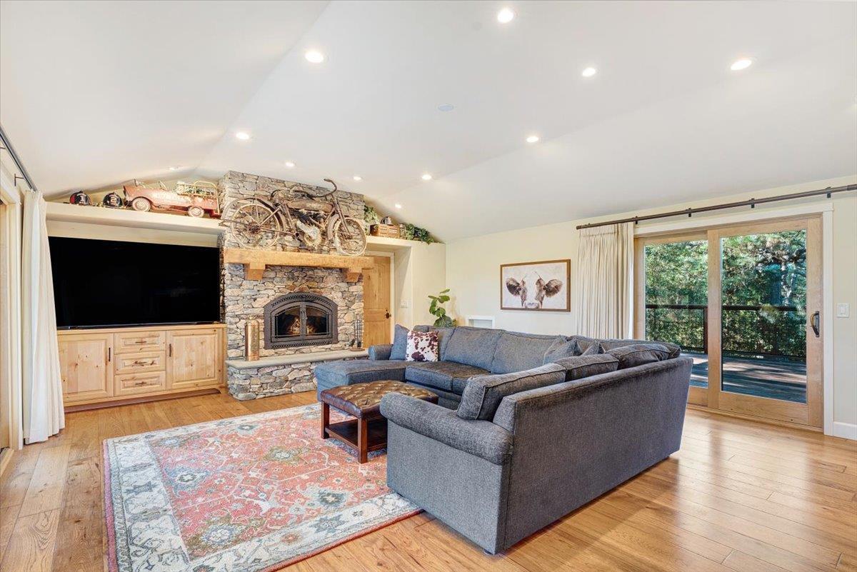 7409 Hihn Road