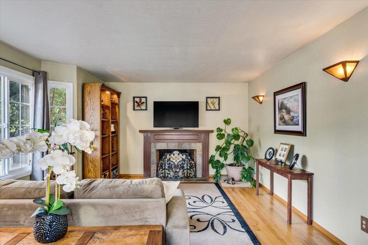 8633 Glen Arbor Road