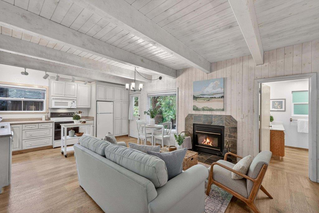331 Acorn Drive
