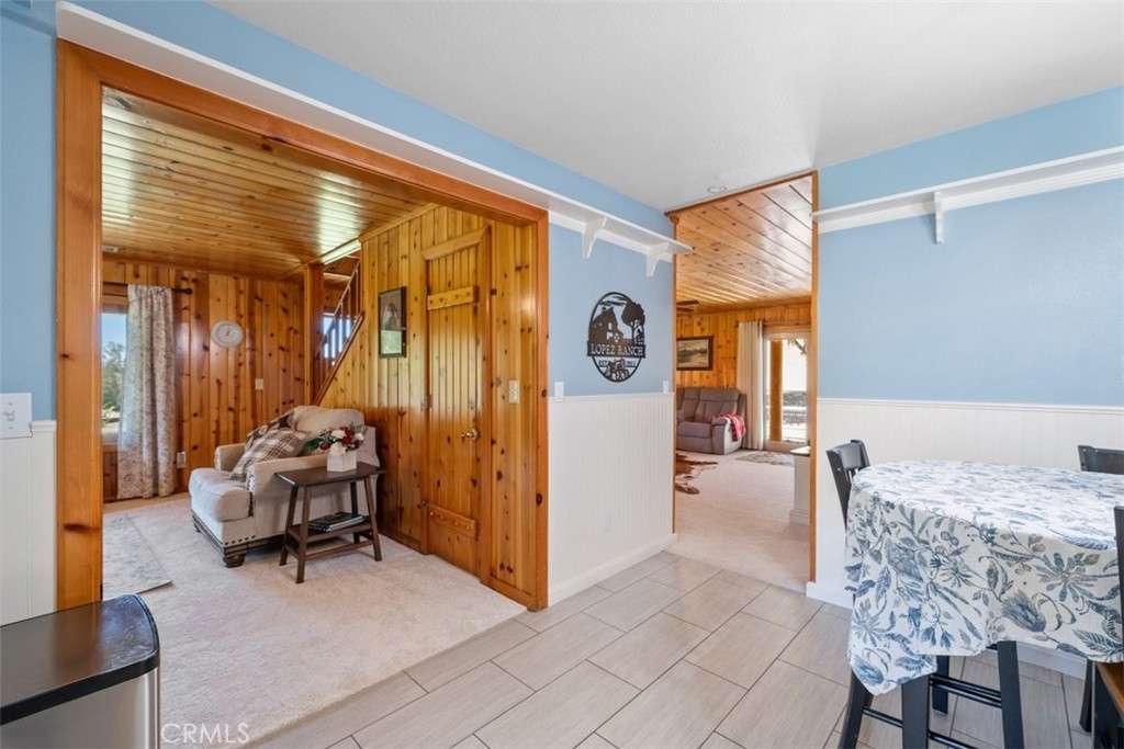1665 Corbett Highlands Place