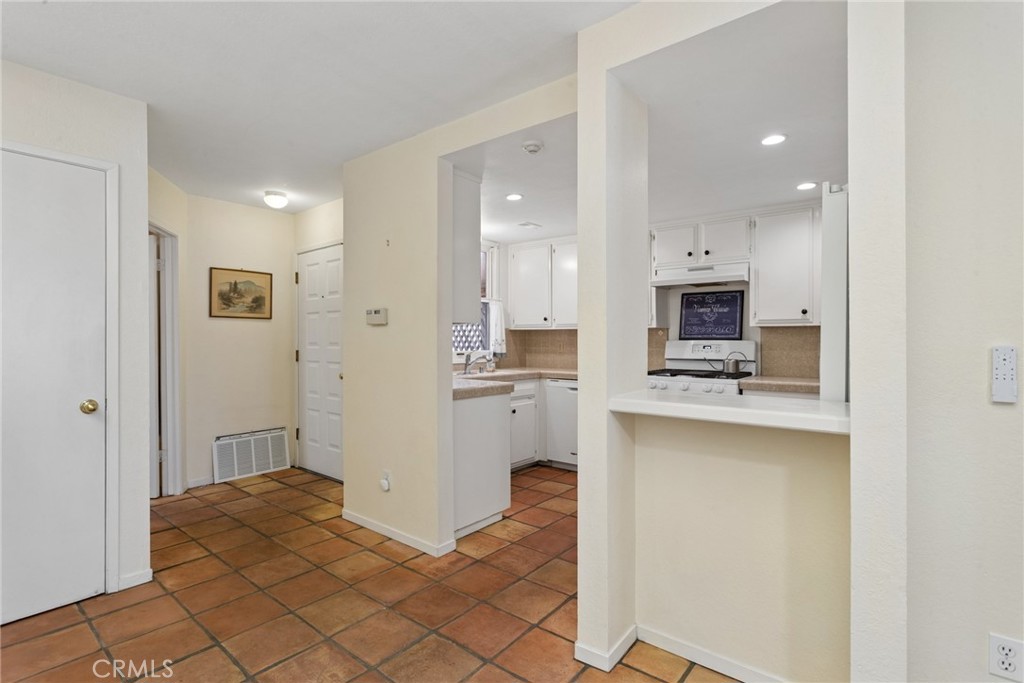 1106 Oceanaire