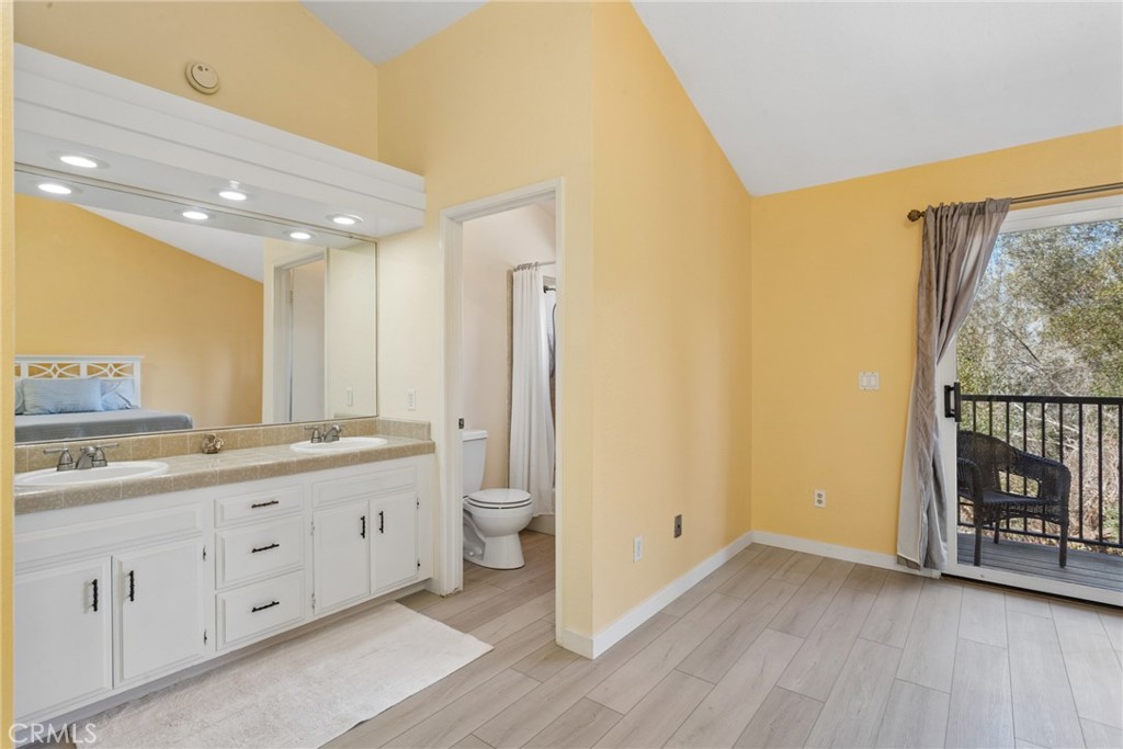 1106 Oceanaire