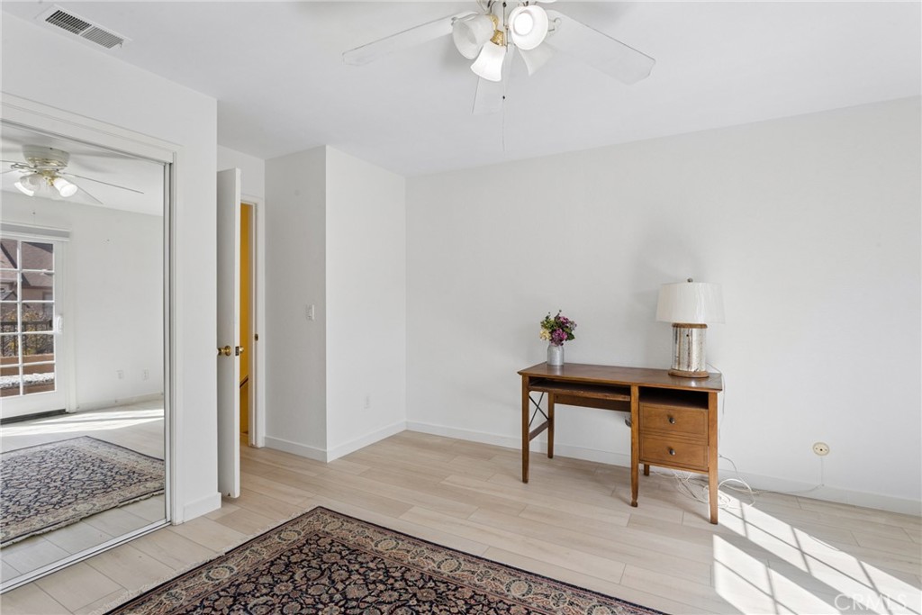 1106 Oceanaire