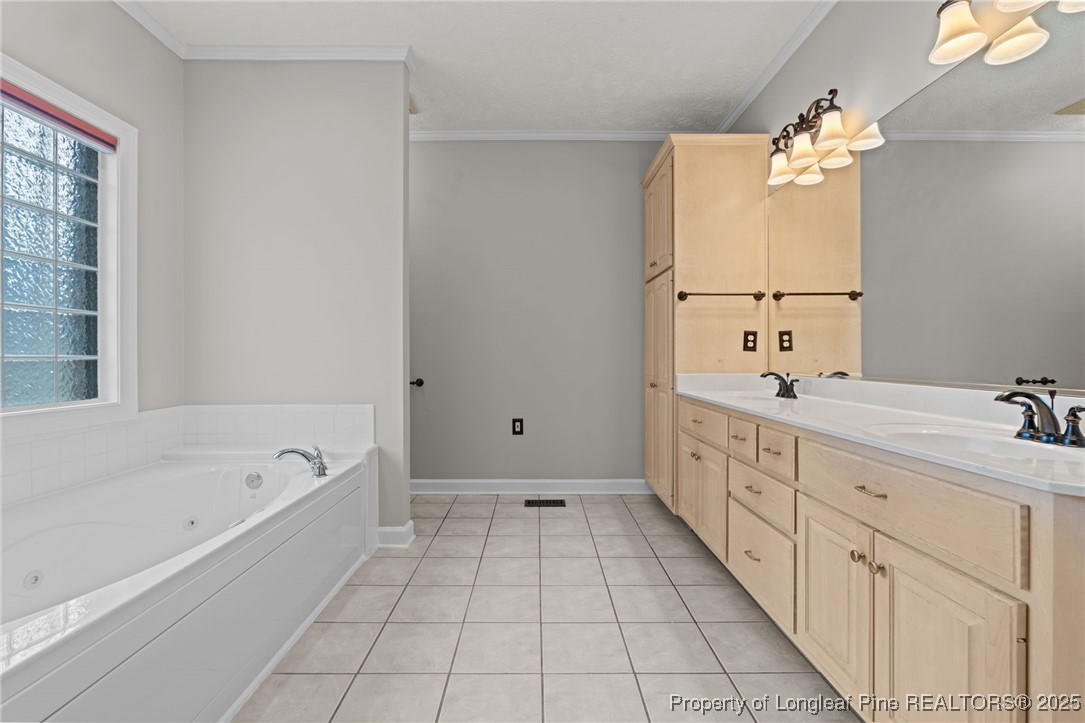 2805 Selhurst Drive