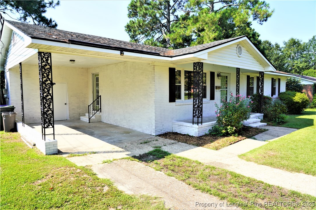 2839 Skycrest Drive