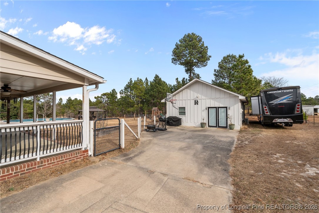 2229 Tingen Road
